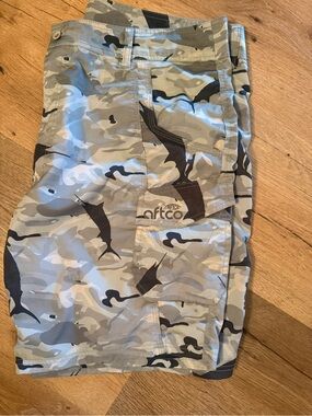 Aftco Camo Cargo Shorts - Grey/White Camo - Size 40